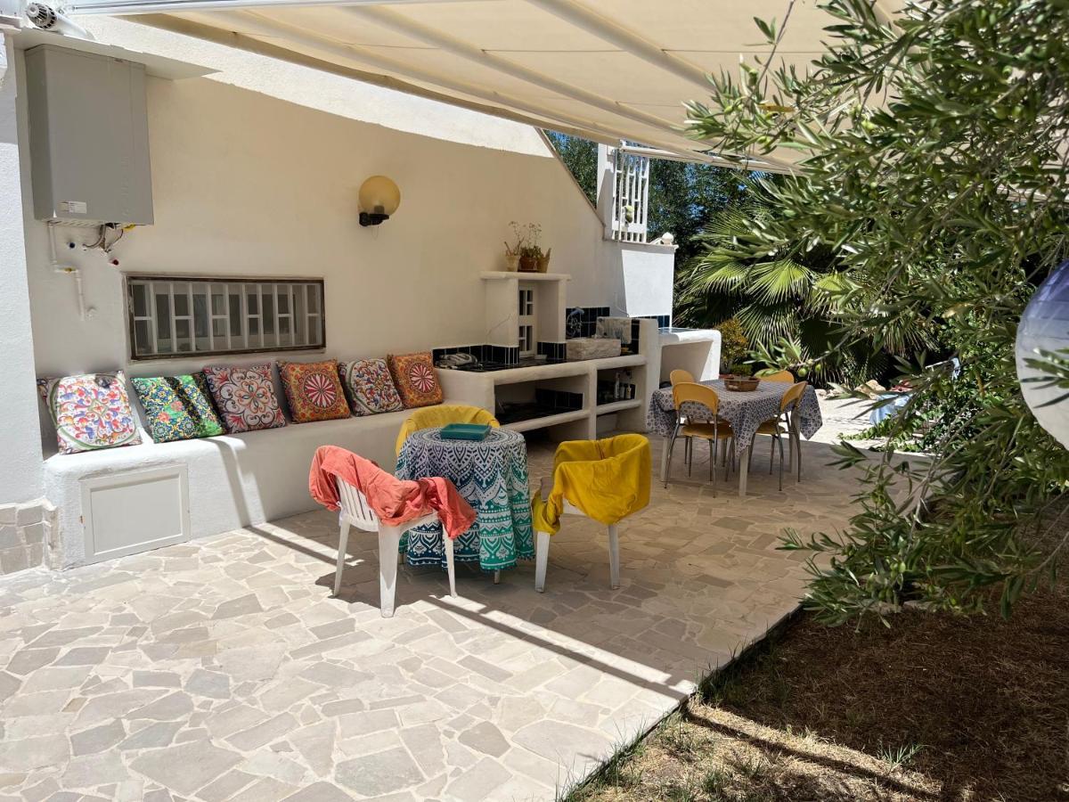 B&B Villa Mediterranee Con Parking Space Trani Ngoại thất bức ảnh