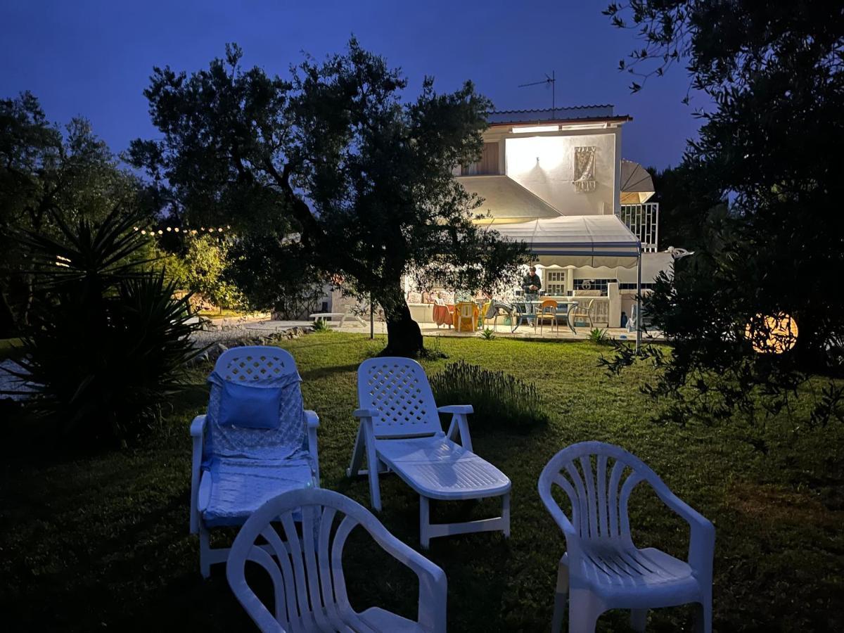 B&B Villa Mediterranee Con Parking Space Trani Ngoại thất bức ảnh