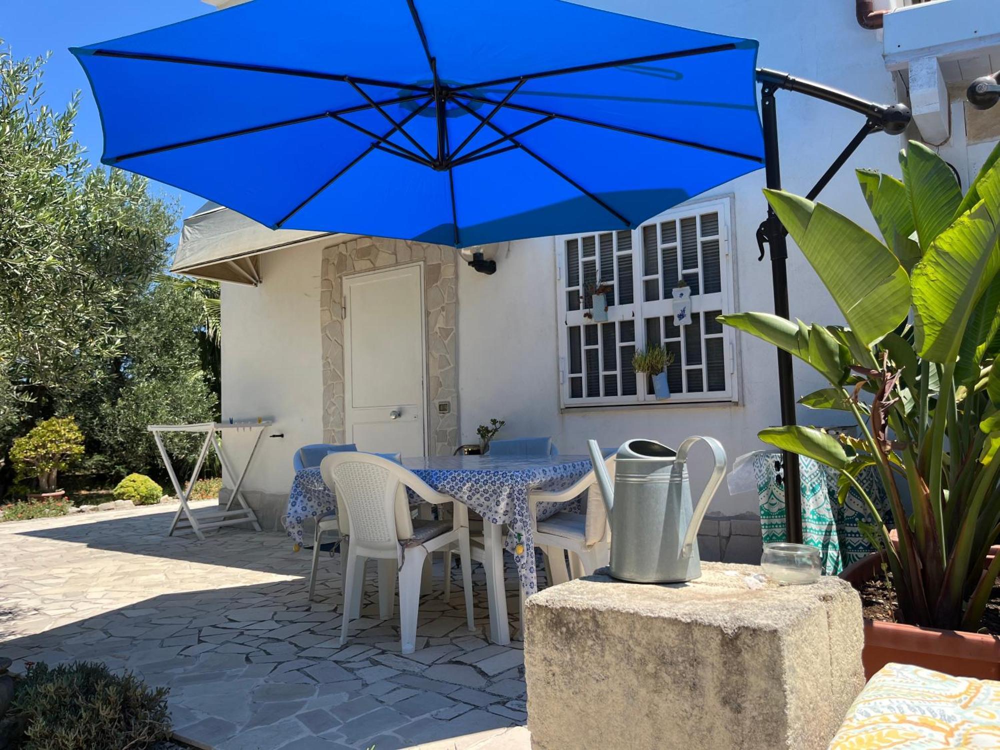 B&B Villa Mediterranee Con Parking Space Trani Ngoại thất bức ảnh